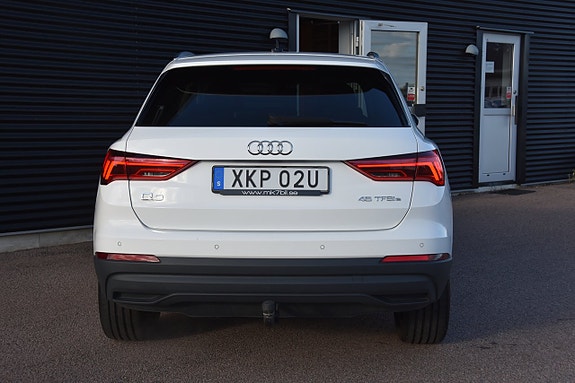 Audi Q3 7 of 21