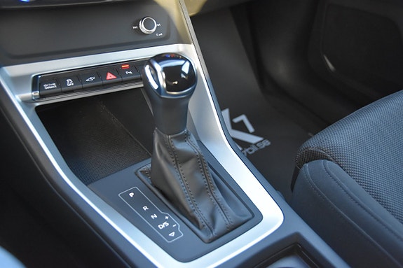Audi Q3 21 of 21