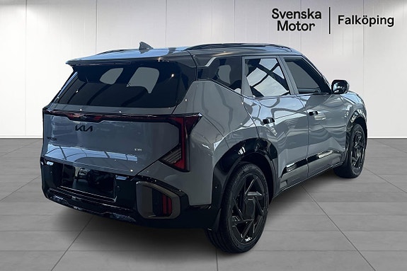 Kia Seltos 3 of 16