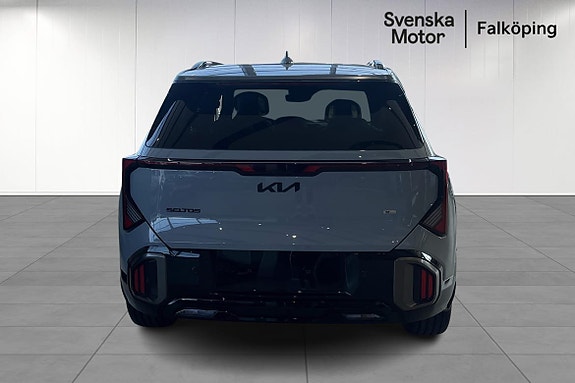 Kia Seltos 4 of 16