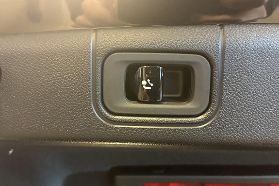 Mercedes-Benz E300 14 of 15