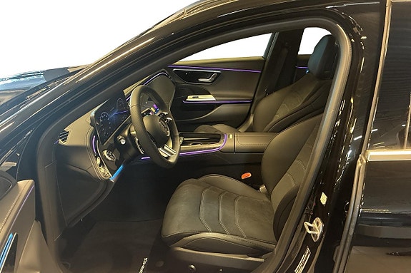 Mercedes-Benz E300 8 of 15
