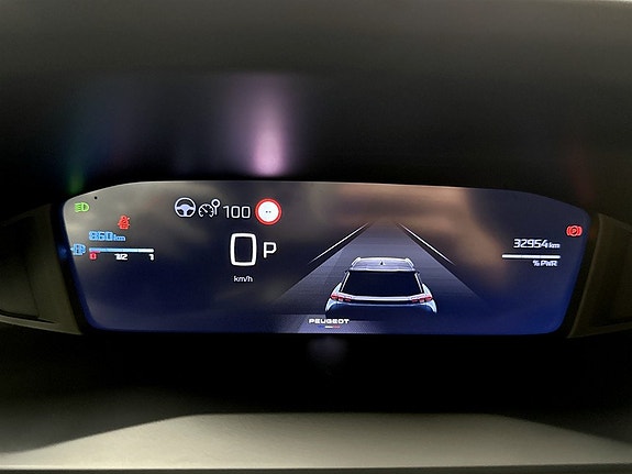 Peugeot 2008 8 of 17