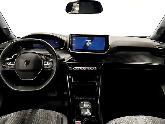 Peugeot 2008 6 of 17