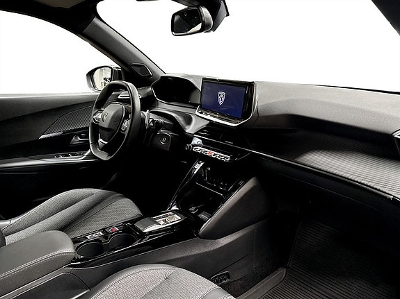 Peugeot 2008 13 of 17