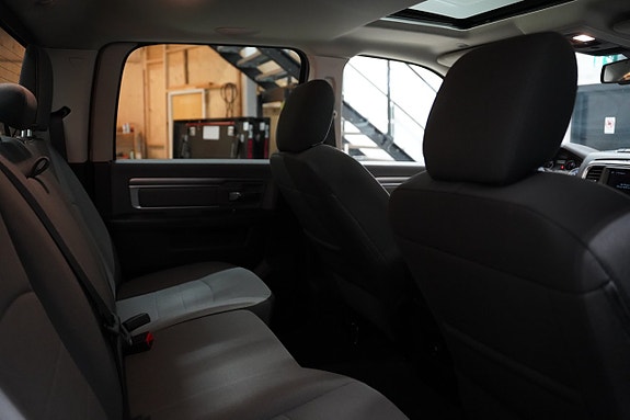 Dodge RAM 1500 21 of 23