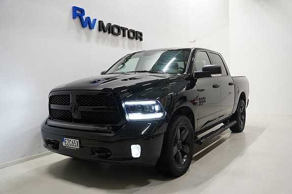 Dodge RAM 1500 2 of 23