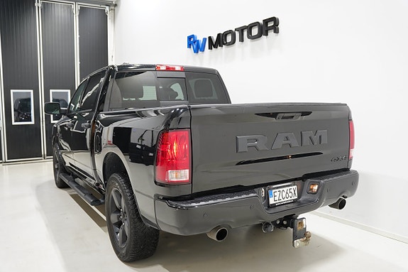 Dodge RAM 1500 4 of 23