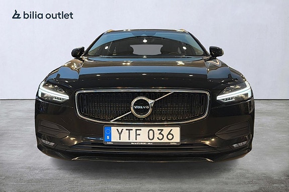 Volvo V90 2 of 21