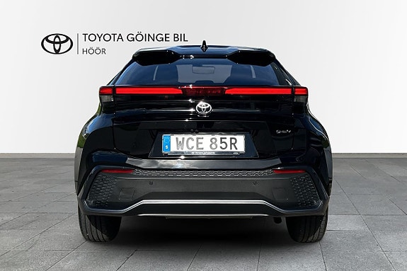 Toyota C-HR 5 of 13