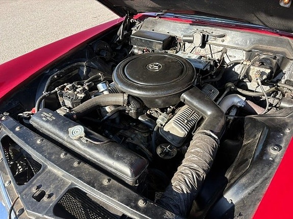 Lincoln Continental 11 of 11