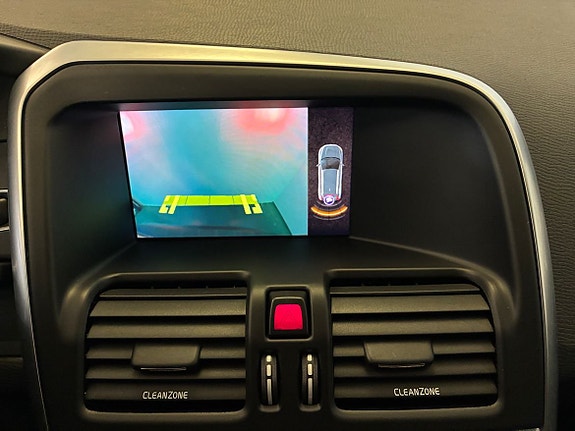 Volvo XC60 19 of 19