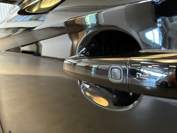 Volvo XC60 10 of 19