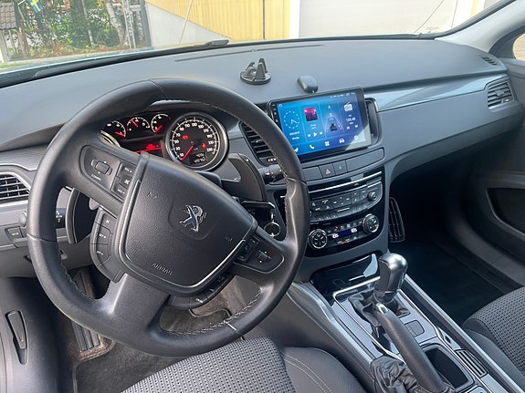 Peugeot 508 2 of 2