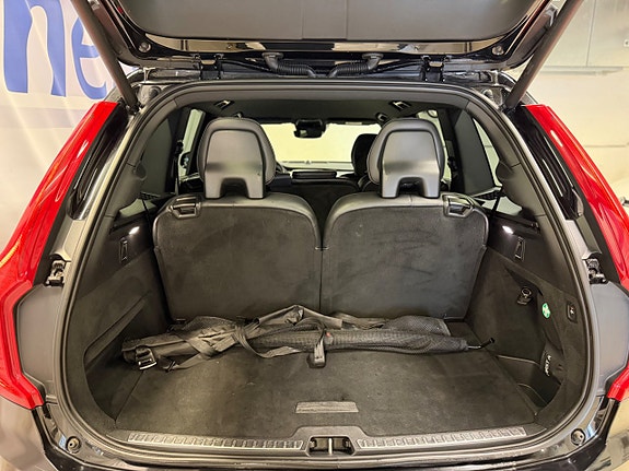Volvo XC90 12 of 13