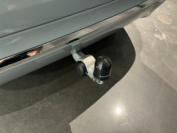 Volvo XC60 13 of 20