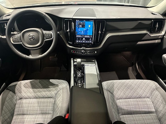 Volvo XC60 17 of 20