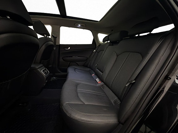 Kia Optima 17 of 30
