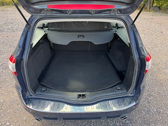 Ford Mondeo 4 of 12