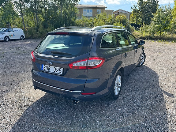 Ford Mondeo 5 of 12