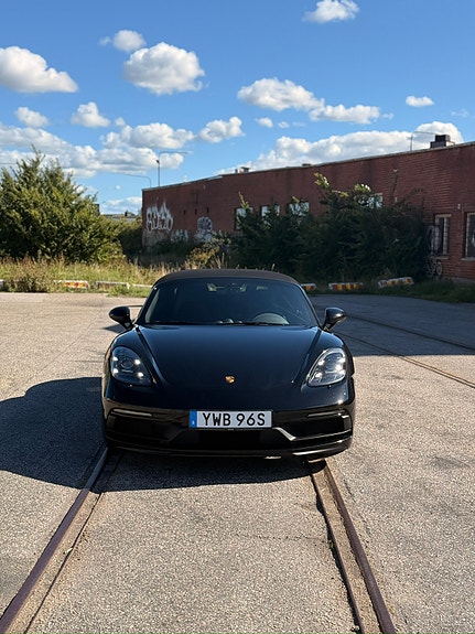 Porsche 718 Boxster GTS 2 of 9