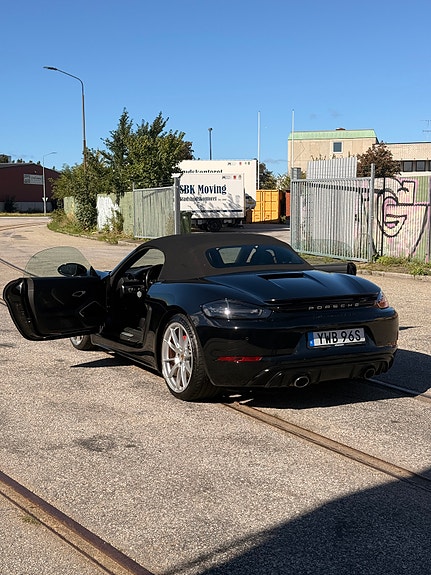 Porsche 718 Boxster GTS 4 of 9