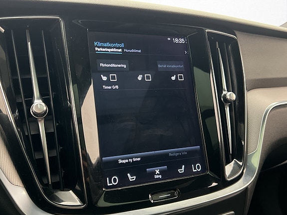 Volvo V60 24 of 30