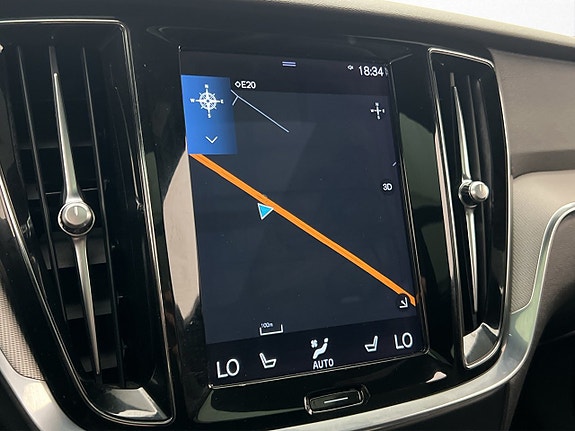 Volvo V60 19 of 30