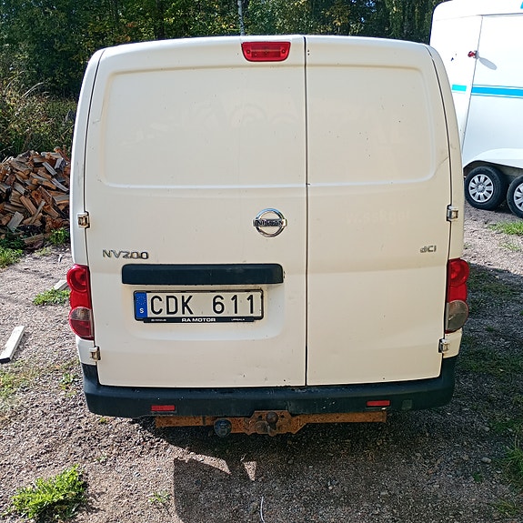 Nissan NV200 6 of 6