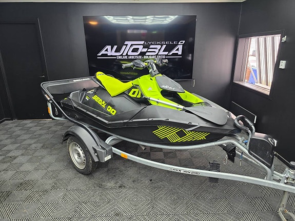 Sea-doo Spark Trixx 2up 90Hk 6 of 6