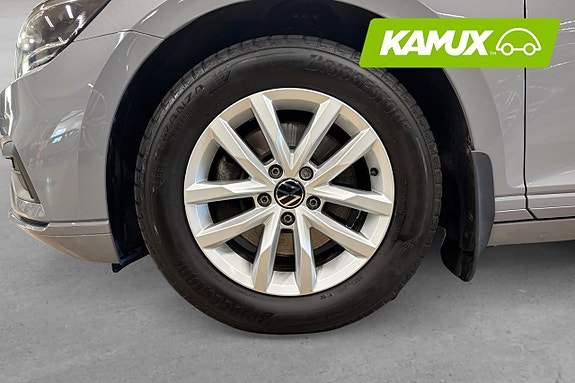Volkswagen Passat 8 of 17