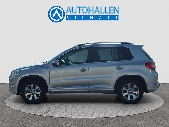 Volkswagen Tiguan 2 of 20