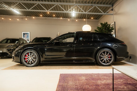 Porsche Panamera GTS 6 of 30