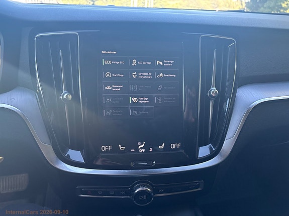 Volvo V60 11 of 23