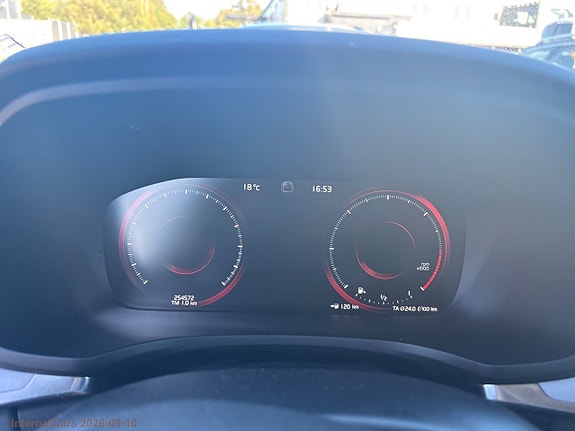 Volvo V60 10 of 23