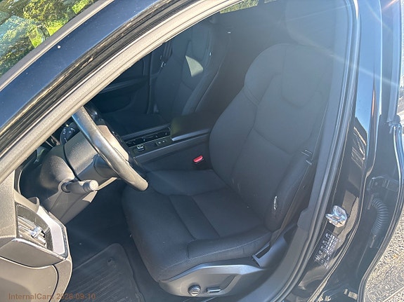 Volvo V60 16 of 23