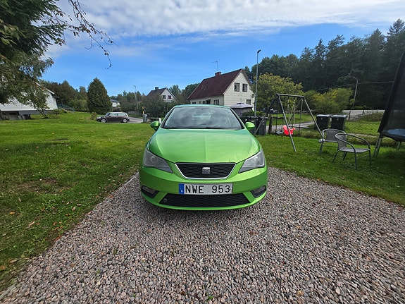 Seat Ibiza 4 of 5