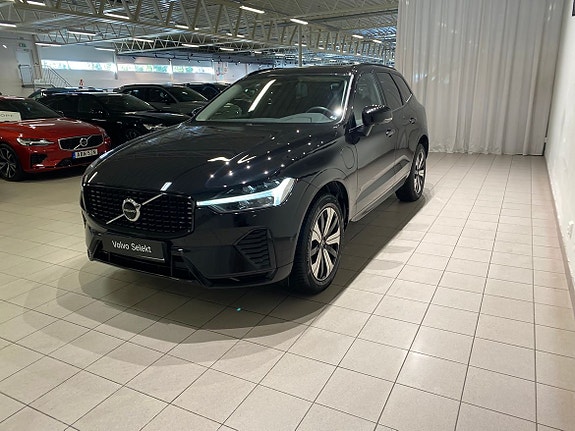 Volvo XC60 2 of 25