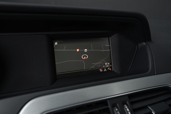 Mercedes-Benz C200 6 of 16