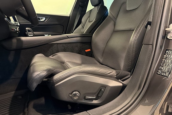 Volvo V60 15 of 19