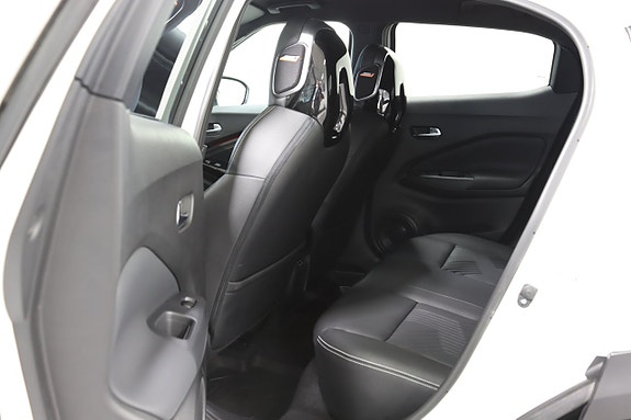 Nissan Juke 10 of 23