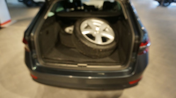 Skoda Superb 6 of 20