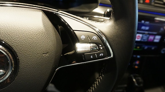 Skoda Superb 15 of 20