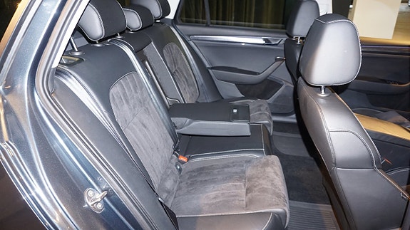 Skoda Superb 7 of 20