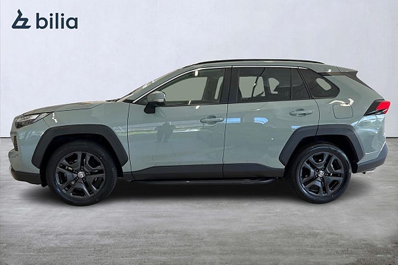 Toyota RAV4 3 of 24