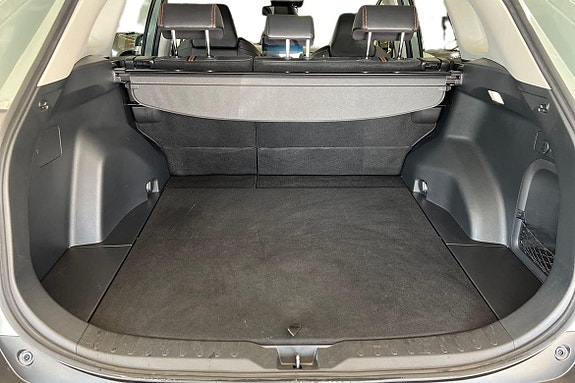 Toyota RAV4 12 of 24