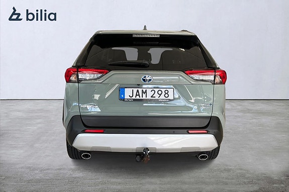 Toyota RAV4 5 of 24
