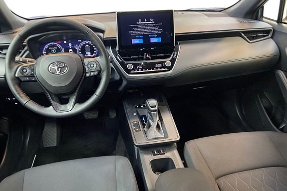 Toyota Corolla Cross 10 of 21