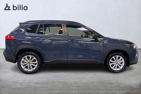 Toyota Corolla Cross 18 of 21