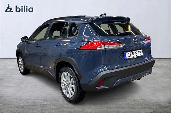 Toyota Corolla Cross 2 of 21